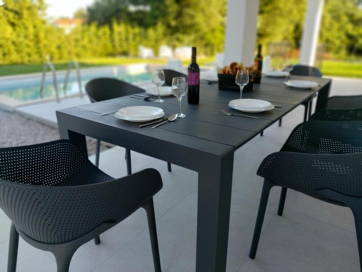Villa Destiny Nedescina, Istrien, Kroatien Dış mekan fotoğraf