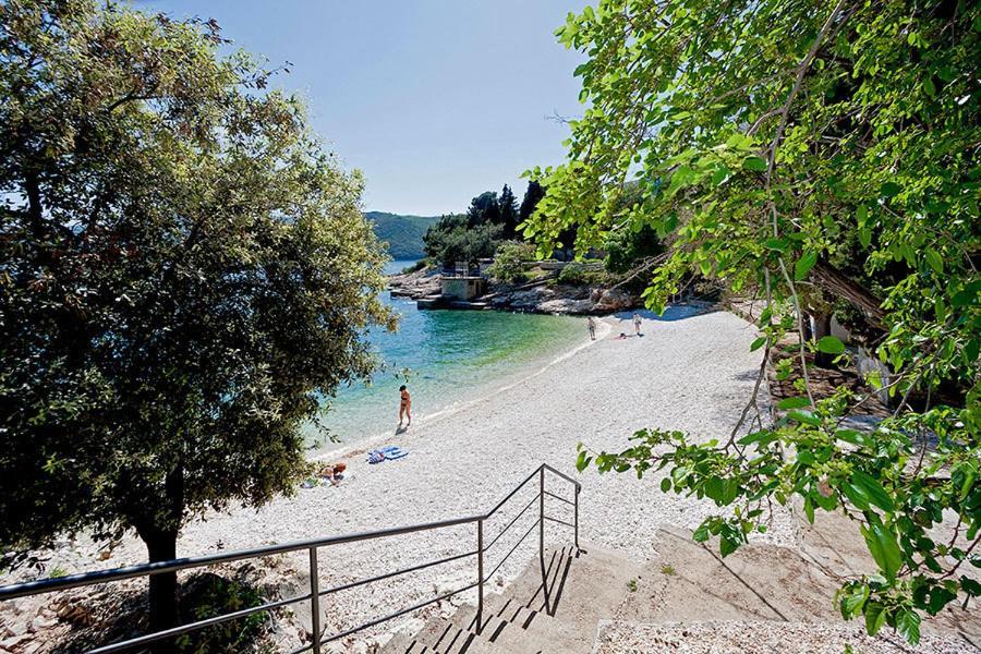 Villa Destiny Nedescina, Istrien, Kroatien Dış mekan fotoğraf